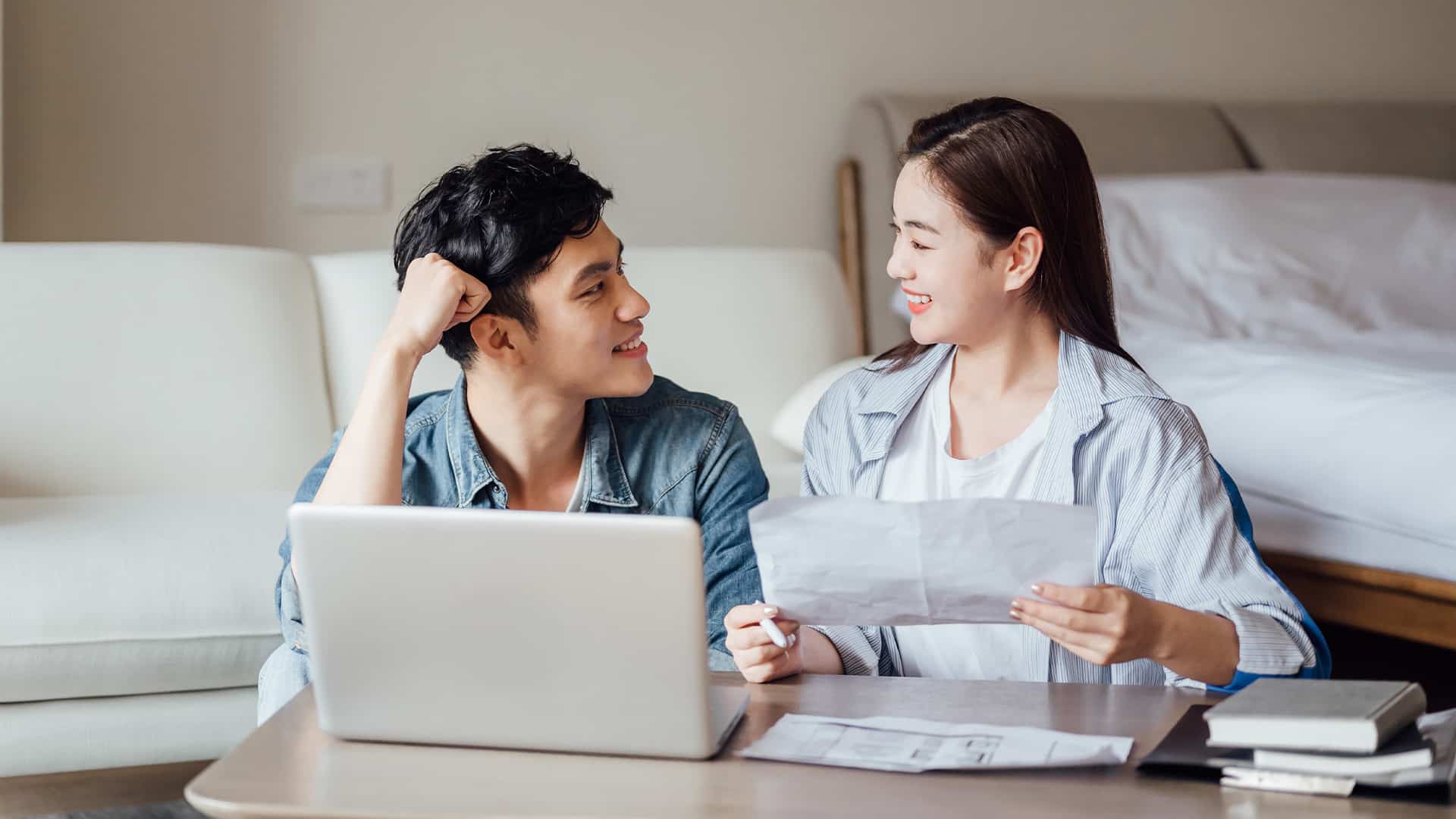 Understanding Thai Social Security: Section 39 vs. Section 40